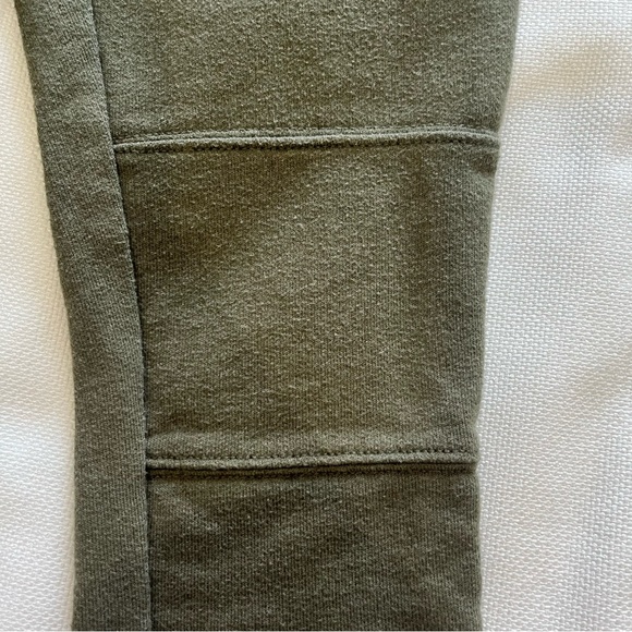 Carter's Sweatpants (4T) Sweatshirt (5T) Army Green - Picture 8 of 9